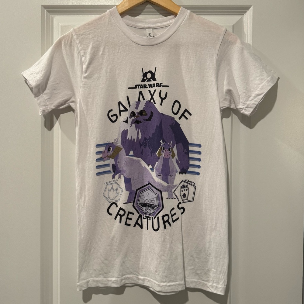 Star Wars Hoth Galaxy Of Creature Short Sleeve Tee Size XS Purple